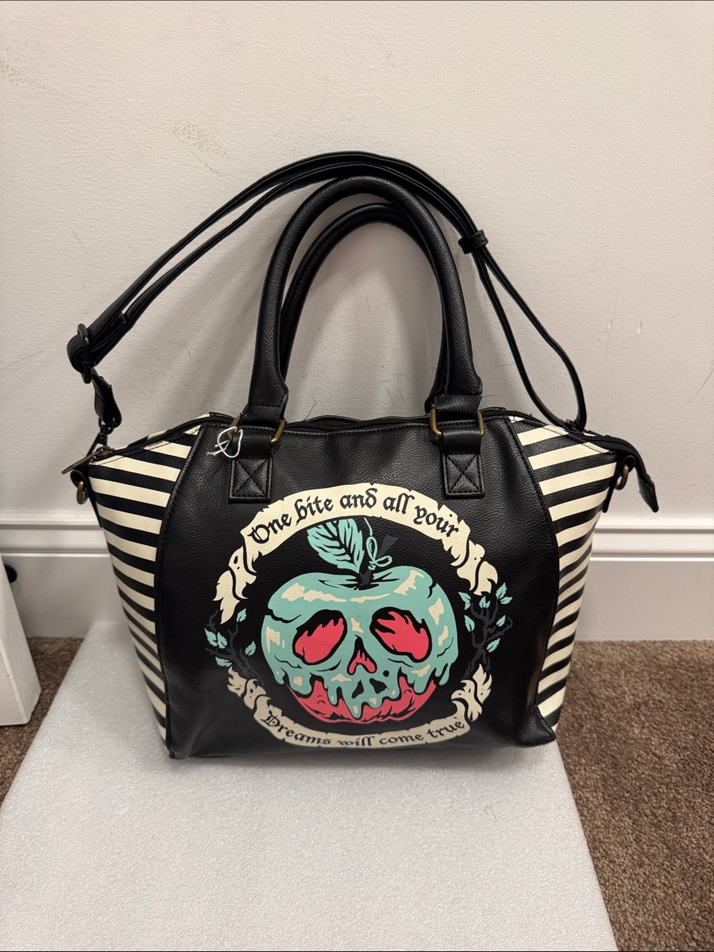Loungefly Disney Snow White Poison Apple Satchel Bag purse